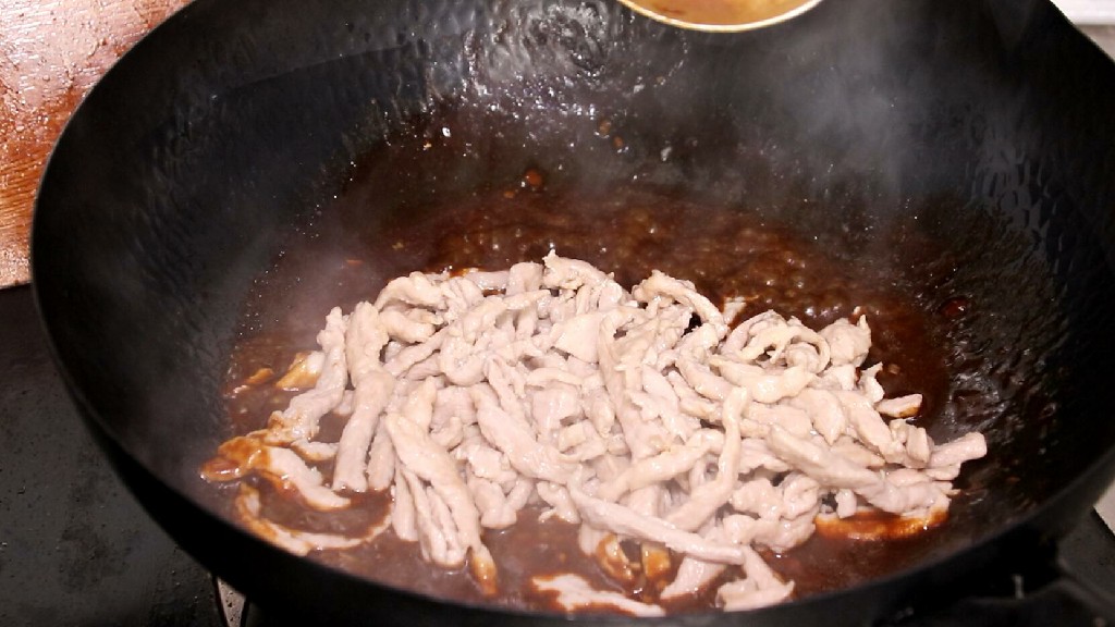 炒好的肉怎么做才不柴呢,三个小技巧让炒出来的肉又滑又嫩