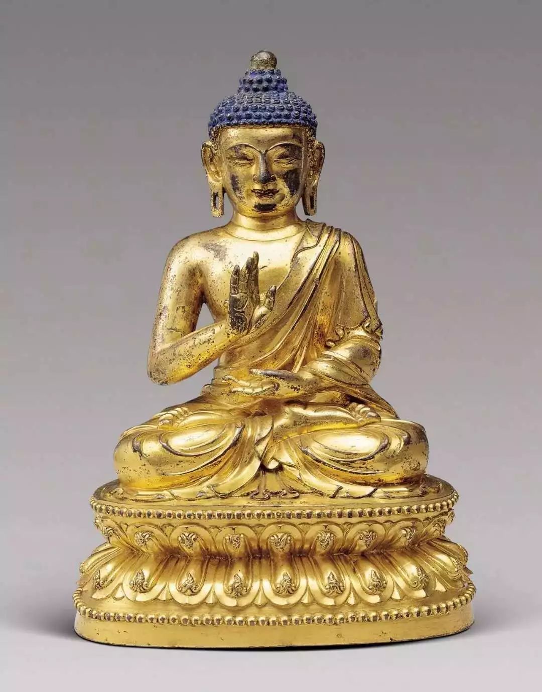 镀金和镀银哪个好看,镀金和银的哪个比较贵