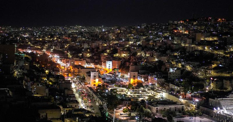 约旦到中国坐飞机需多少小时,约旦到埃及要飞几小时