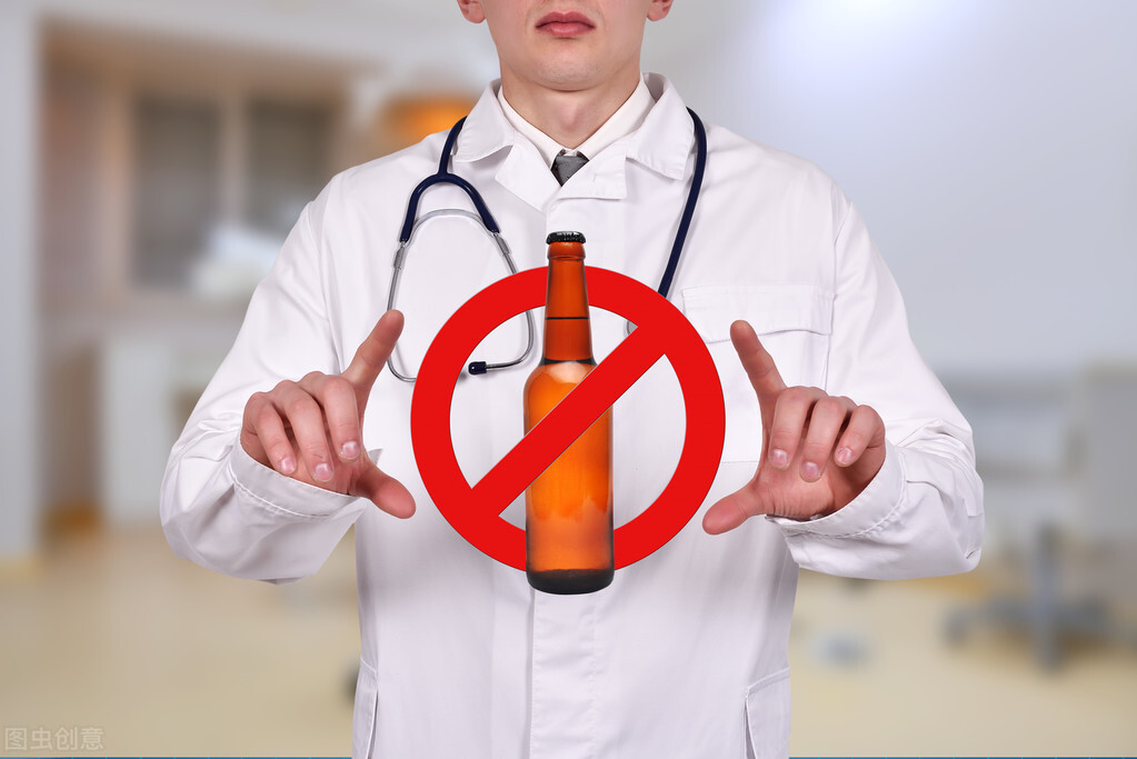 突发心梗戒烟后的感受,70岁老人心梗后必须要忌烟戒酒吗