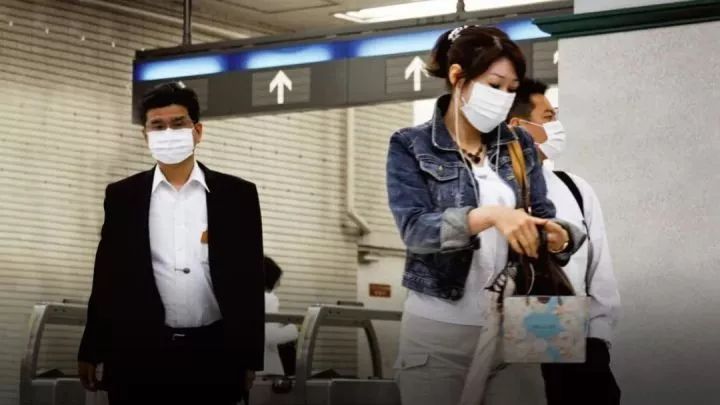 女子疑感染新冠肺炎,女子怀疑自己新冠