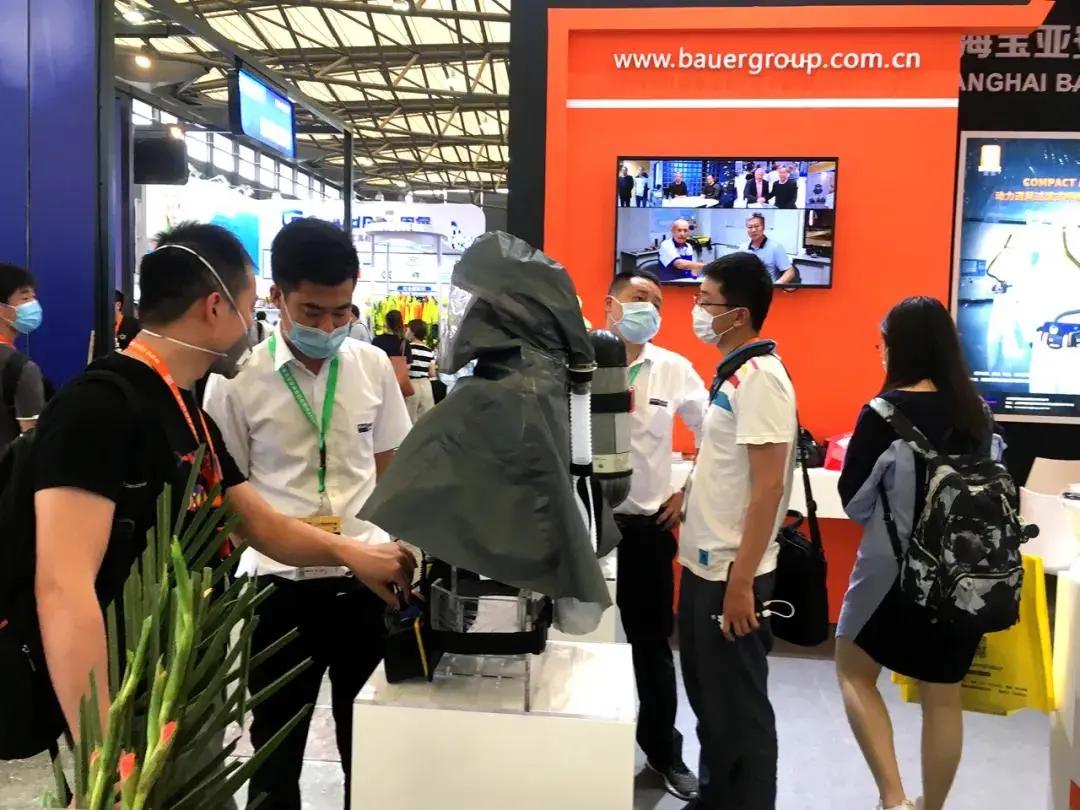 乘风破浪的基层工作者,乘风破浪的维和军人