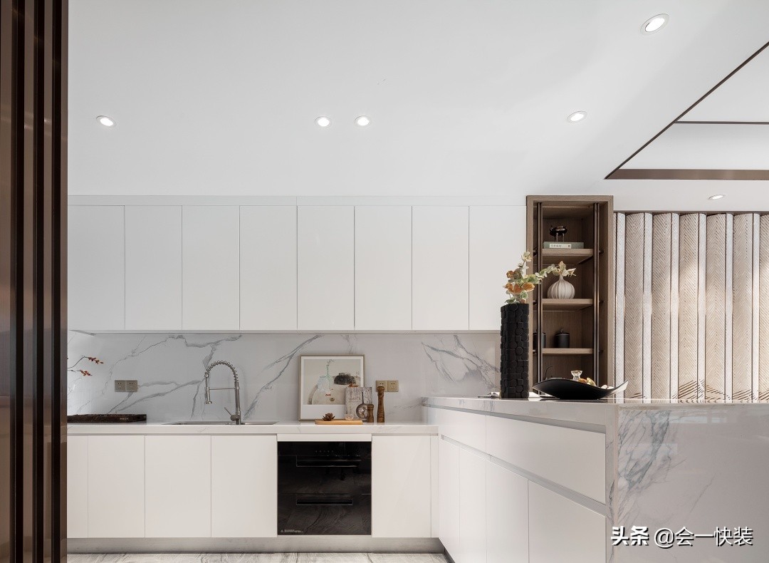 新中式全屋墙板搭配效果图,竹纤维墙板整屋装修效果图新中式