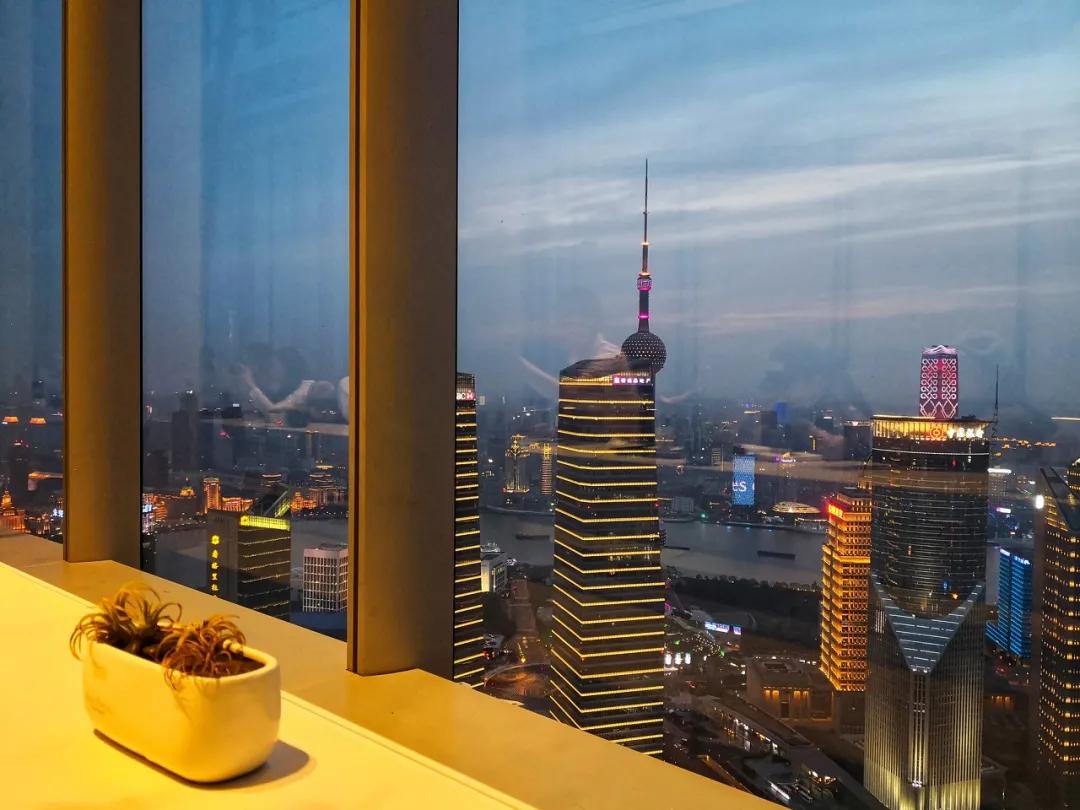 上海书店排名前十名,上海最高书店朵云书店