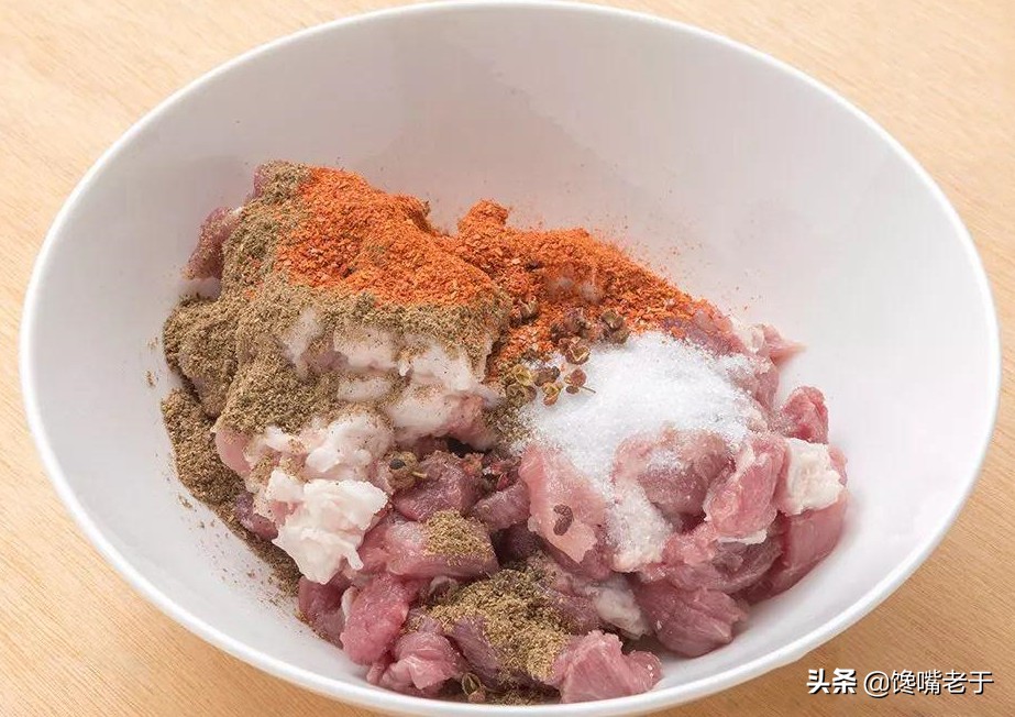 灌香肠注意点,灌香肠用盐的比例