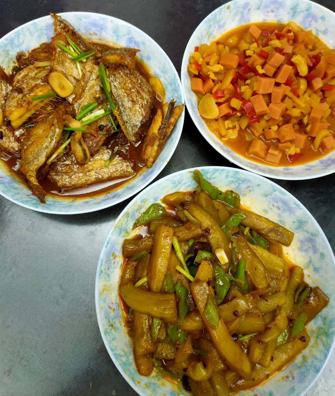 他求安稳她想上进，谁对谁错？三观不合的婚姻如何走下去？