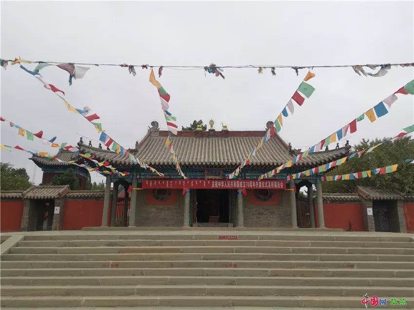 从八百里瀚海到三大寺：3分钟纵览美丽库伦