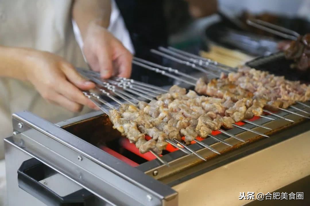 国购三楼小酒馆,国购3号门二楼