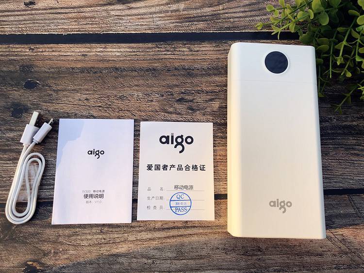 爱国者移动电源30000,爱国者30000毫安充电宝