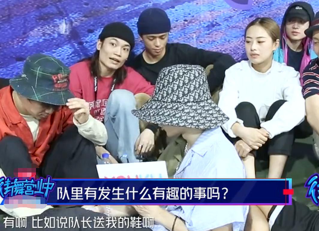 吴建豪阿k视频,吴建豪被吐槽衣服