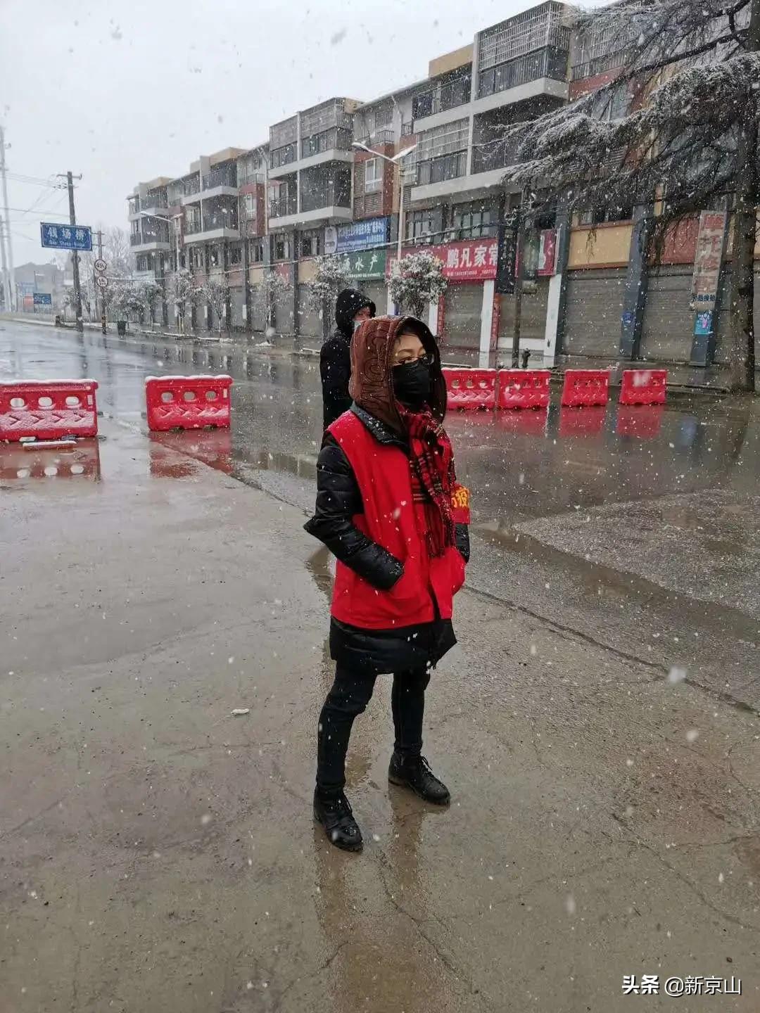 致敬这次抗击疫情所有的前线人员,致敬每一位在前线抗疫的人员