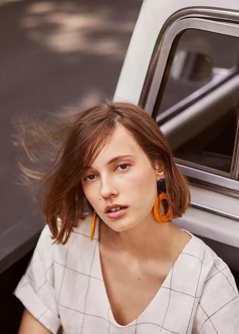 经典青色西装套裙秋冬穿搭,秋冬黑色西装连衣裙穿搭技巧