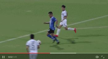 看傻了！中甲后卫软绵绵回传门将对手轻松破门