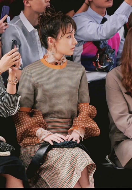 吴昕你怎么这么好看分析,吴昕剪短发后的样子