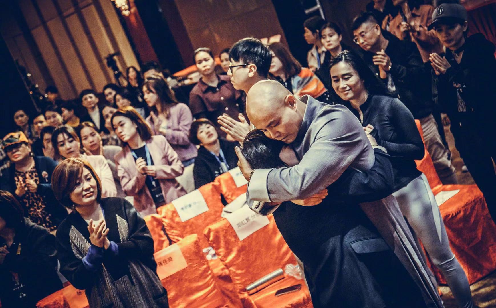 非诚勿扰乐嘉出了什么事,非诚勿扰乐嘉的真实经历