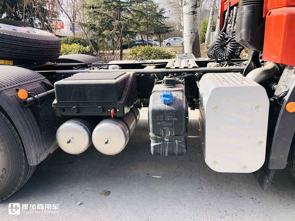 一汽青岛解放悍v最新款自动挡,解放悍v这车怎么样