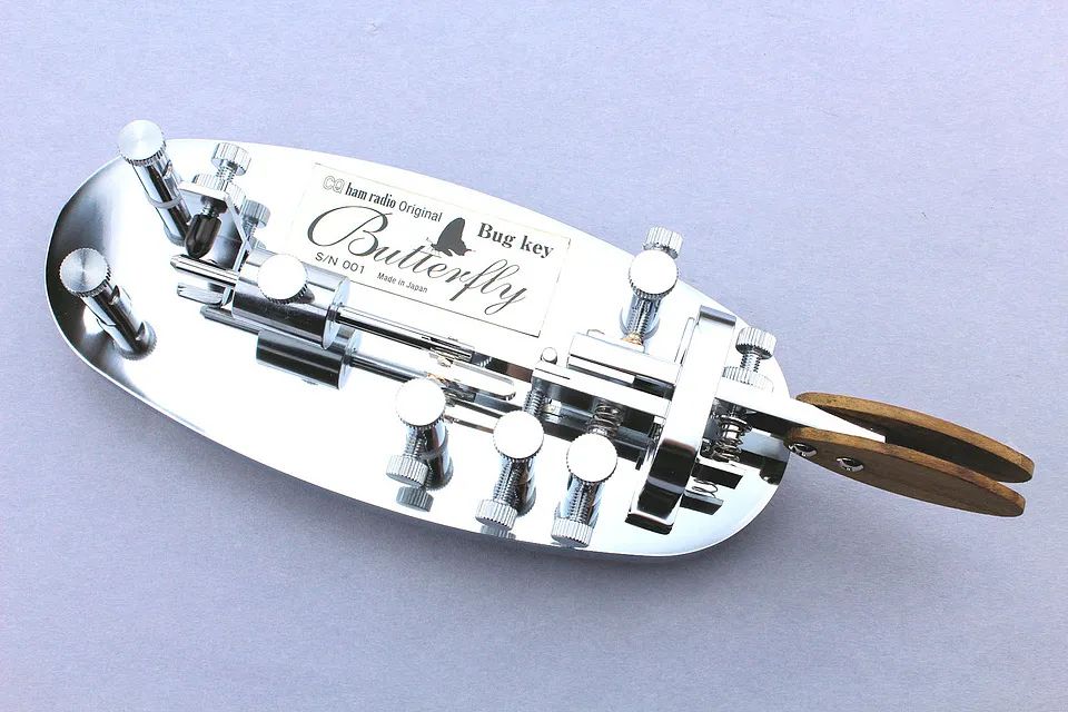 「新品情报站」日本机械触点臭虫莫尔斯文艺范电键售价2799元