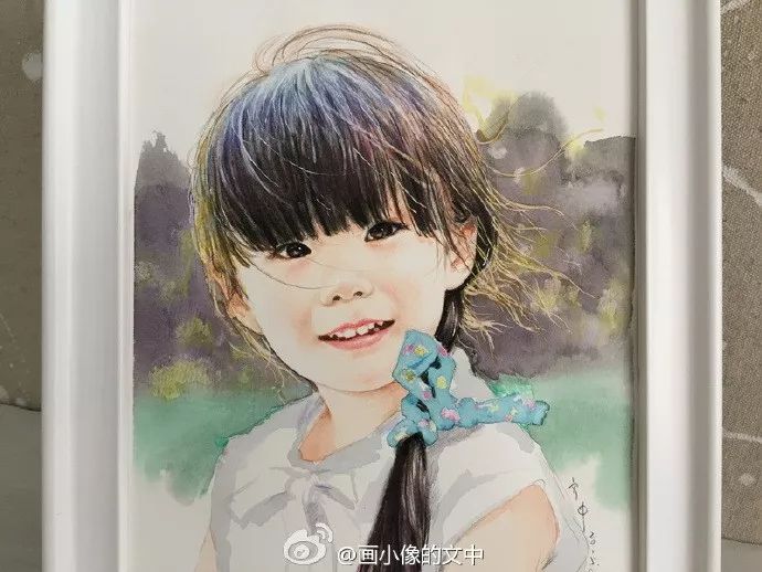 比起打印画，美院毕业的他，笔下这种彩铅水彩画才好看哭了~