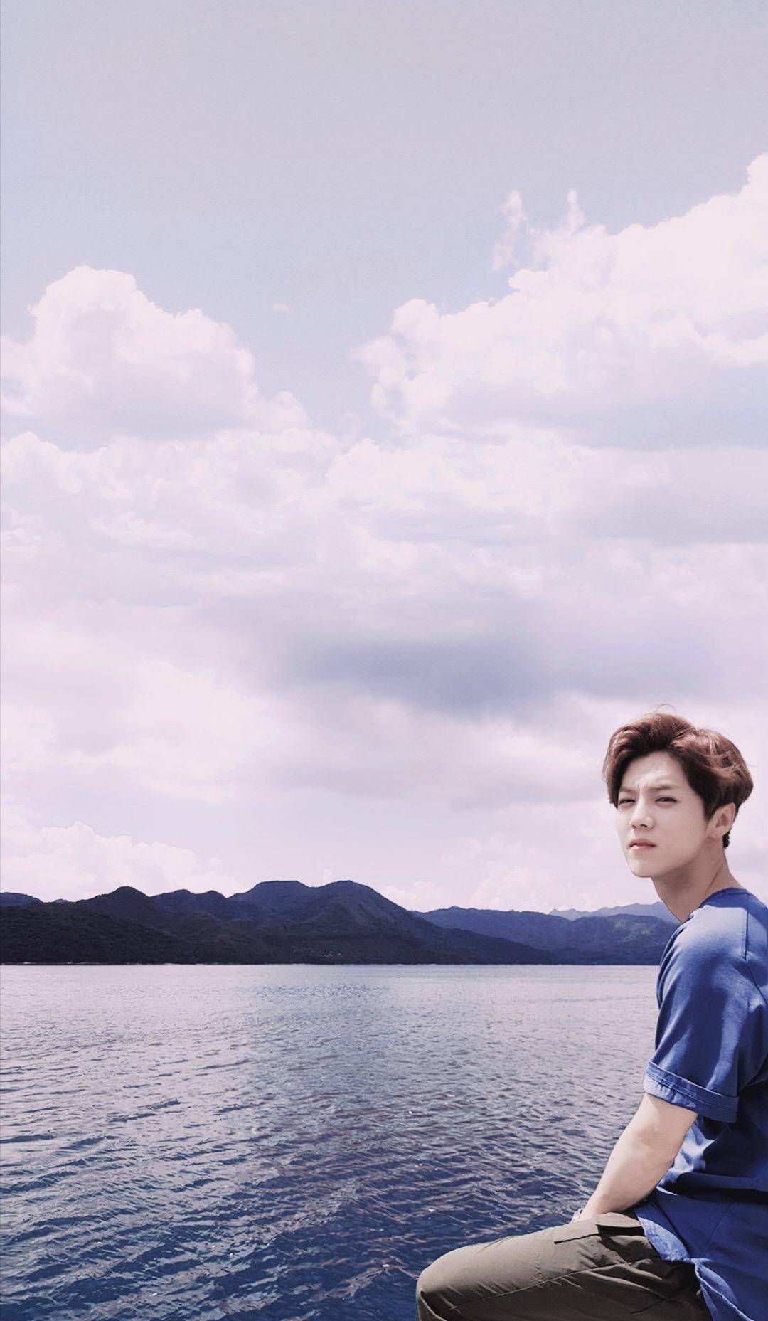 鹿晗颜值混剪卡点视频,鹿晗侧颜杀尽显时尚穿搭