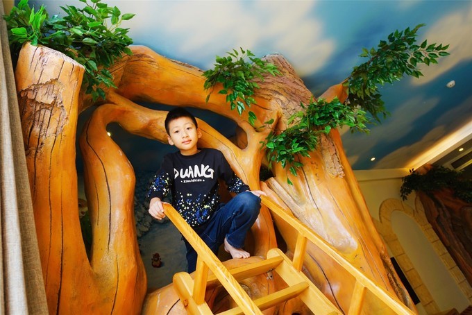 欧乐堡骑士度假酒店树屋套房厕所,欧乐堡骑士酒店树屋