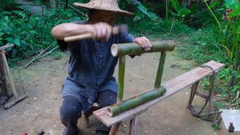 【设计篇】61岁中国大爷火爆外媒！“玩”木头让上亿老外看傻眼！