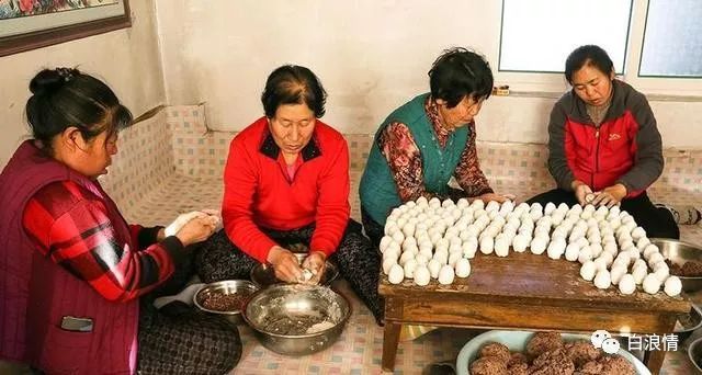 家乡过年的风俗,家乡过年的风俗的英语