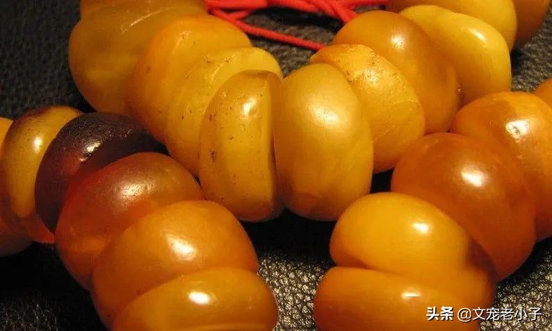 蜜蜡琥珀和老蜜蜡琥珀有什么区别,文玩蜜蜡原料怎么分辨真假