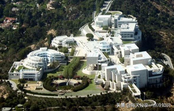 前世界首富保罗盖蒂活了多少岁,世界首富保罗盖蒂家族