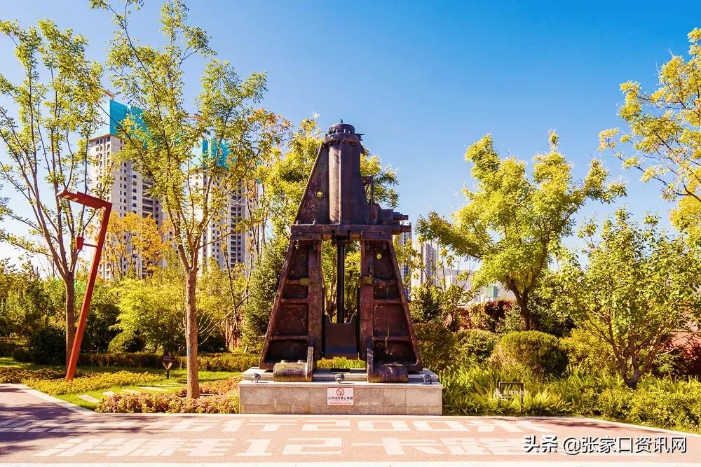 张家口新开的主题公园,张家口大好河山景观区夜景