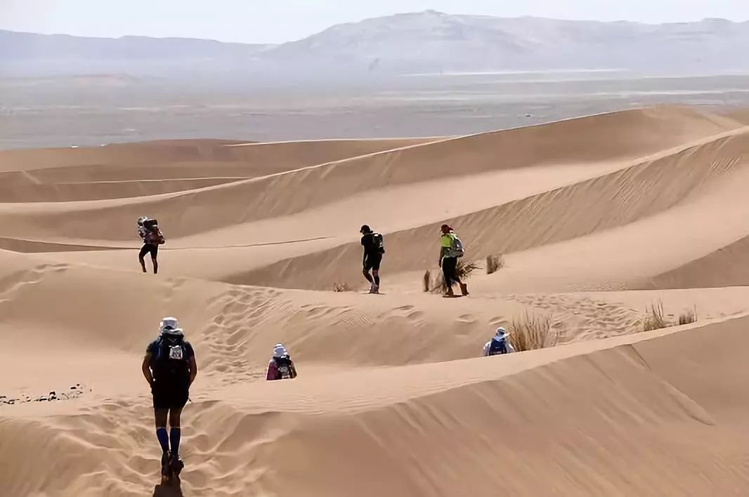 沙漠马拉松最快纪录,马拉松21公里世界纪录