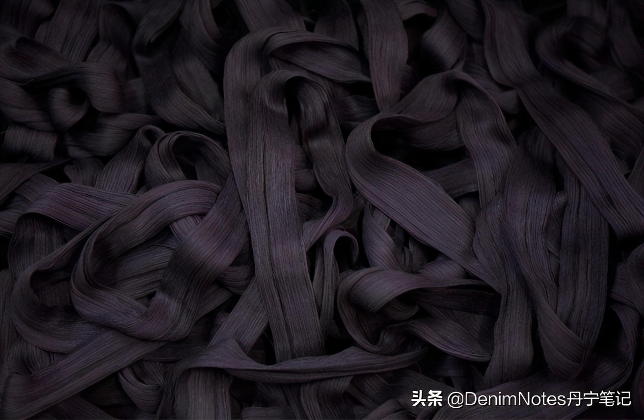 优衣库赤耳原牛纽扣款,优衣库299元赤耳原牛评测视频