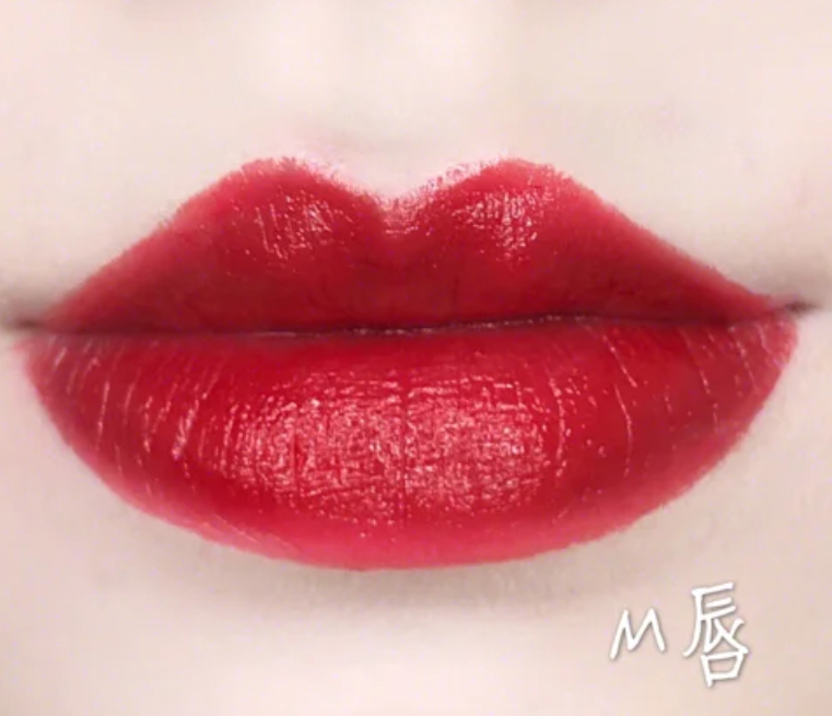 当下最火的口红画法时尚减龄,平唇口红的正确画法