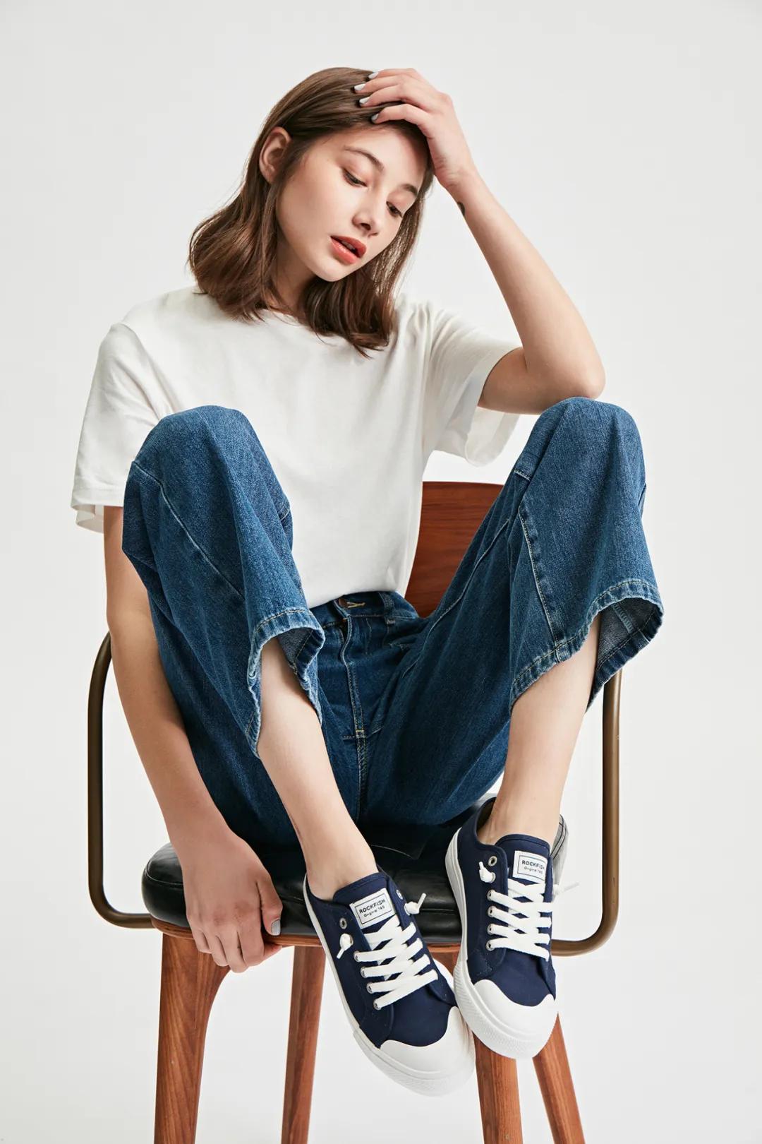 小白鞋推荐英伦风,经久耐穿的小白鞋