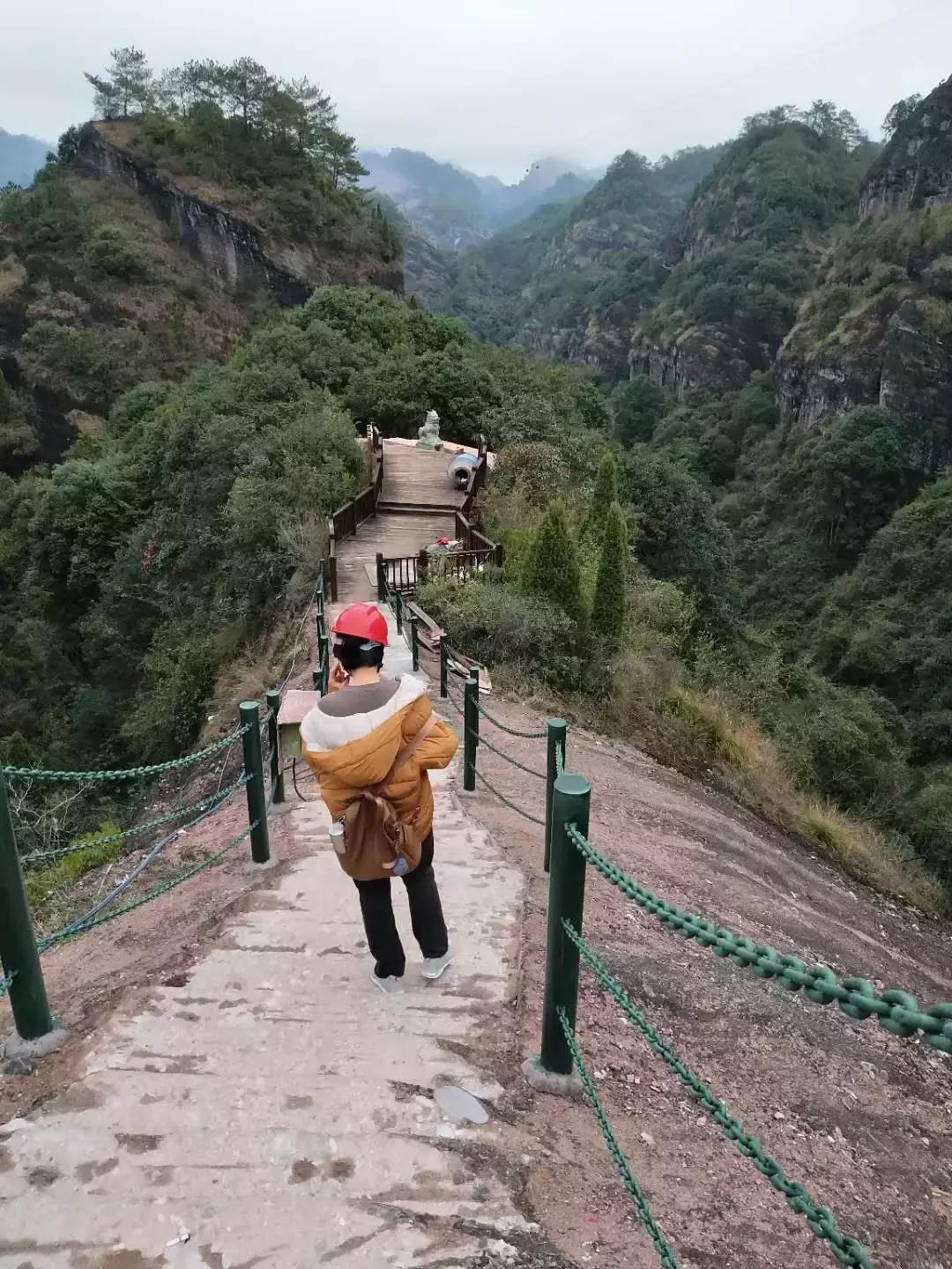 前年我有个朋友说去连城过年,到现在还没有回来