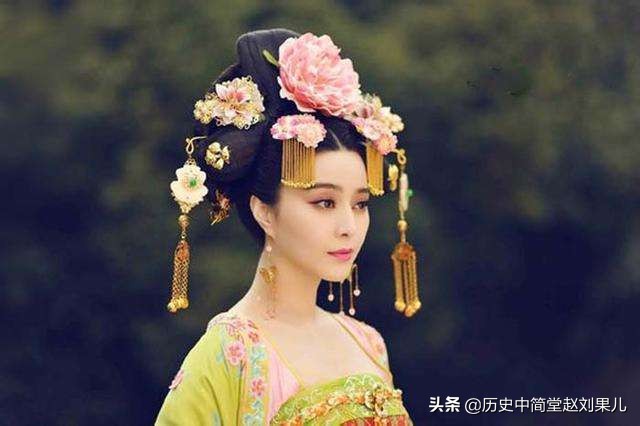 古代灵蛇髻发型女子,灵蛇髻飞天盘发教程