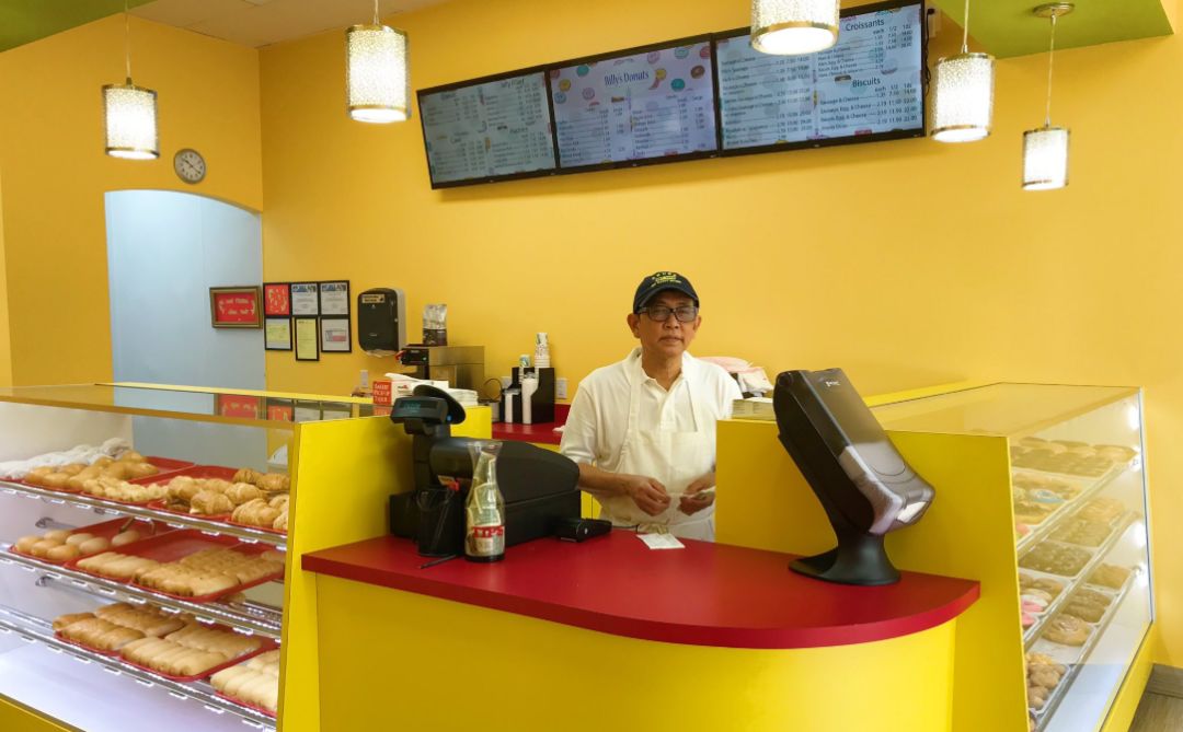 就因一条Twitter,亚裔男孩让老爸的店铺“起死回生”！