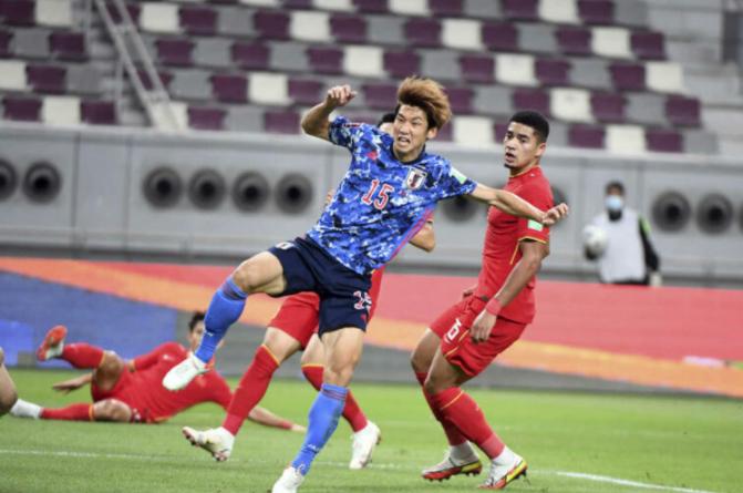 国足最具有威胁的一次进攻,国足大胜全靠27岁锋霸的出色表现