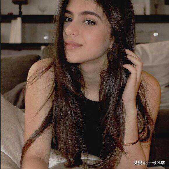 贝克汉姆女儿小七和三个哥哥采访,小七贝克汉姆女儿近照