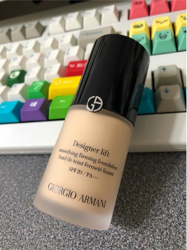 测评阿玛尼蓝标粉底液,阿玛尼纯净持妆粉底液测评