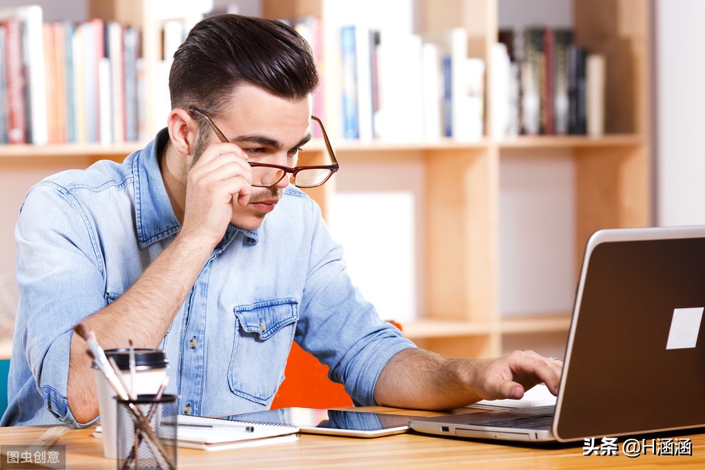 只有改变自己才能改变一切,当世界无法改变时改变自己