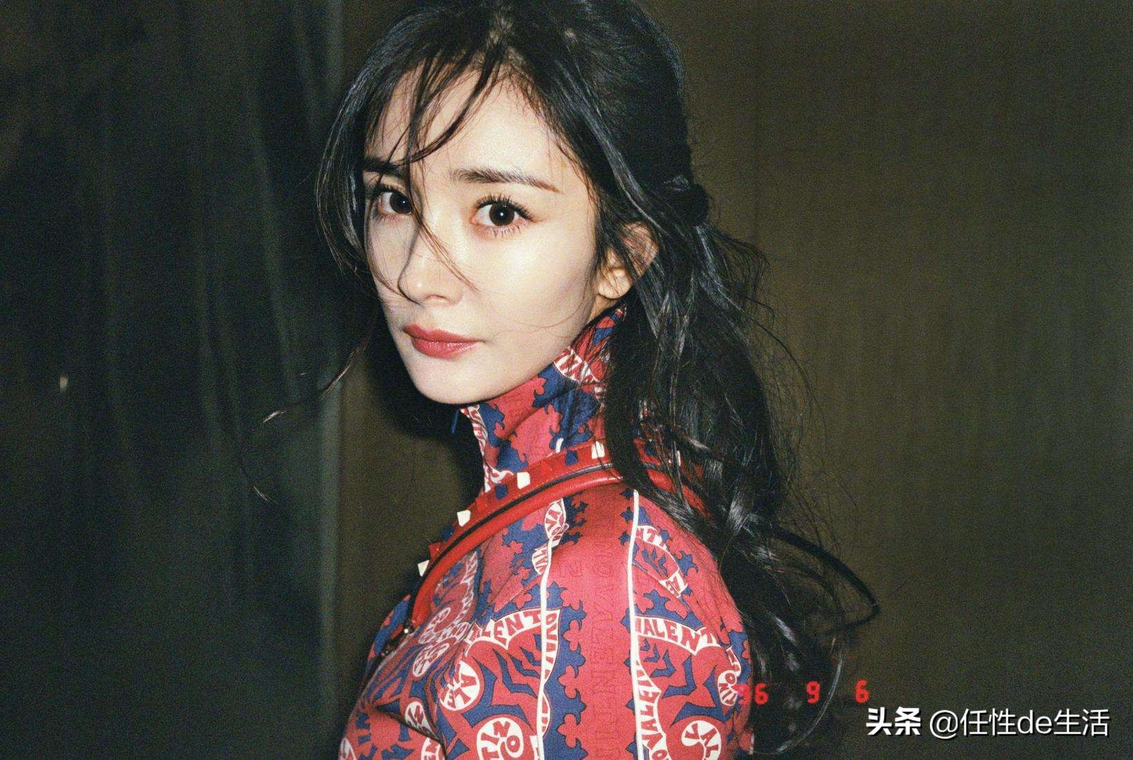 带货女王杨幂当之无愧,杨幂代言sw长靴