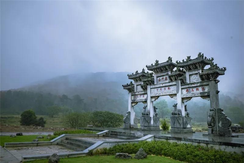 荆楚文化优美诗句,关于湖北的诗句有哪些