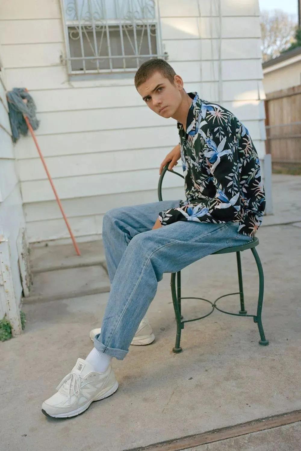 闲鱼宝藏周边,闲鱼上的宝藏手机店铺