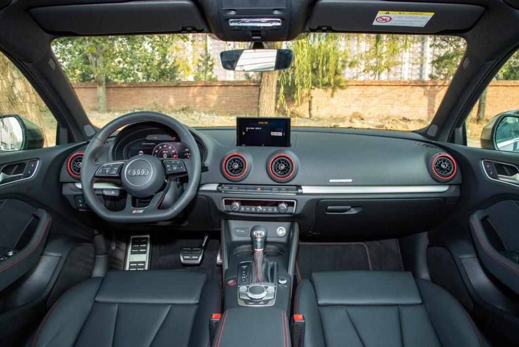 30w买什么二手车性价比高,30w预算二手买什么车最有性价比