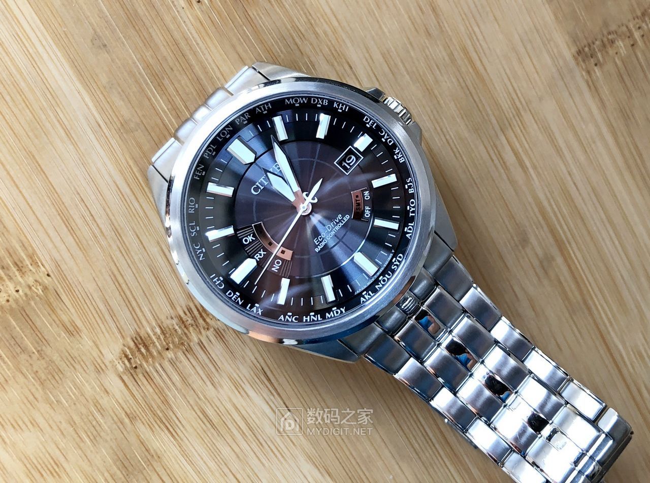 光动能手表卡西欧好还是西铁城好,卡西欧和西铁城光动能手表哪个好