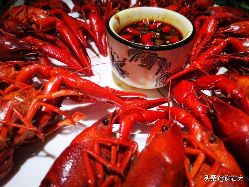 麻辣小龙虾串串香,小龙虾串串香