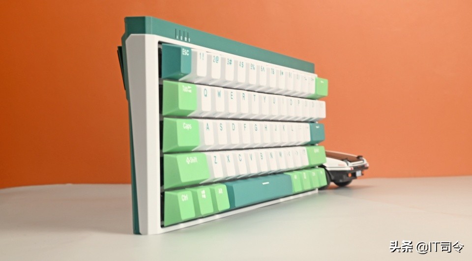 三模机械键盘超薄,三模紧凑机械键盘推荐