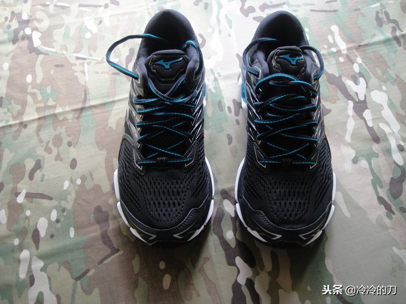 澎湃强劲,mizuno美津浓男女复古跑鞋