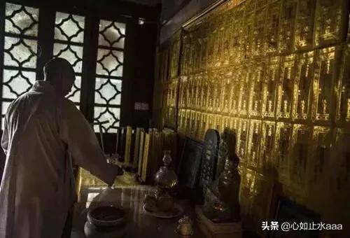 “花和尚”8年多了30个孩子，被赶出寺庙，无奈解释：*日我**行一善