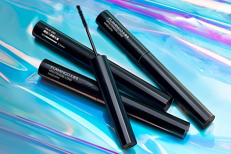 内双眼皮怎么刷睫毛膏才不会晕染,内双肿眼泡睫毛短适合的睫毛膏